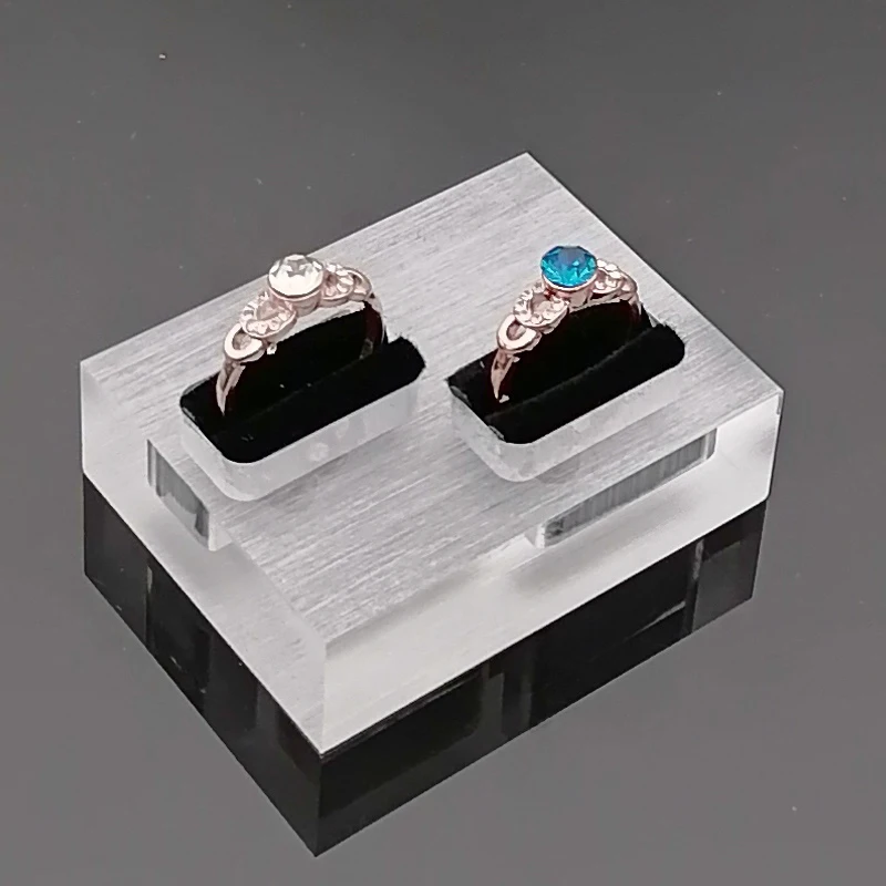 

Wholesale 2 Pcs Mini Clear Acrylic Double Rings Display Stand Jewelry Store Showcase Holder Organizer Small Rings Storage Case