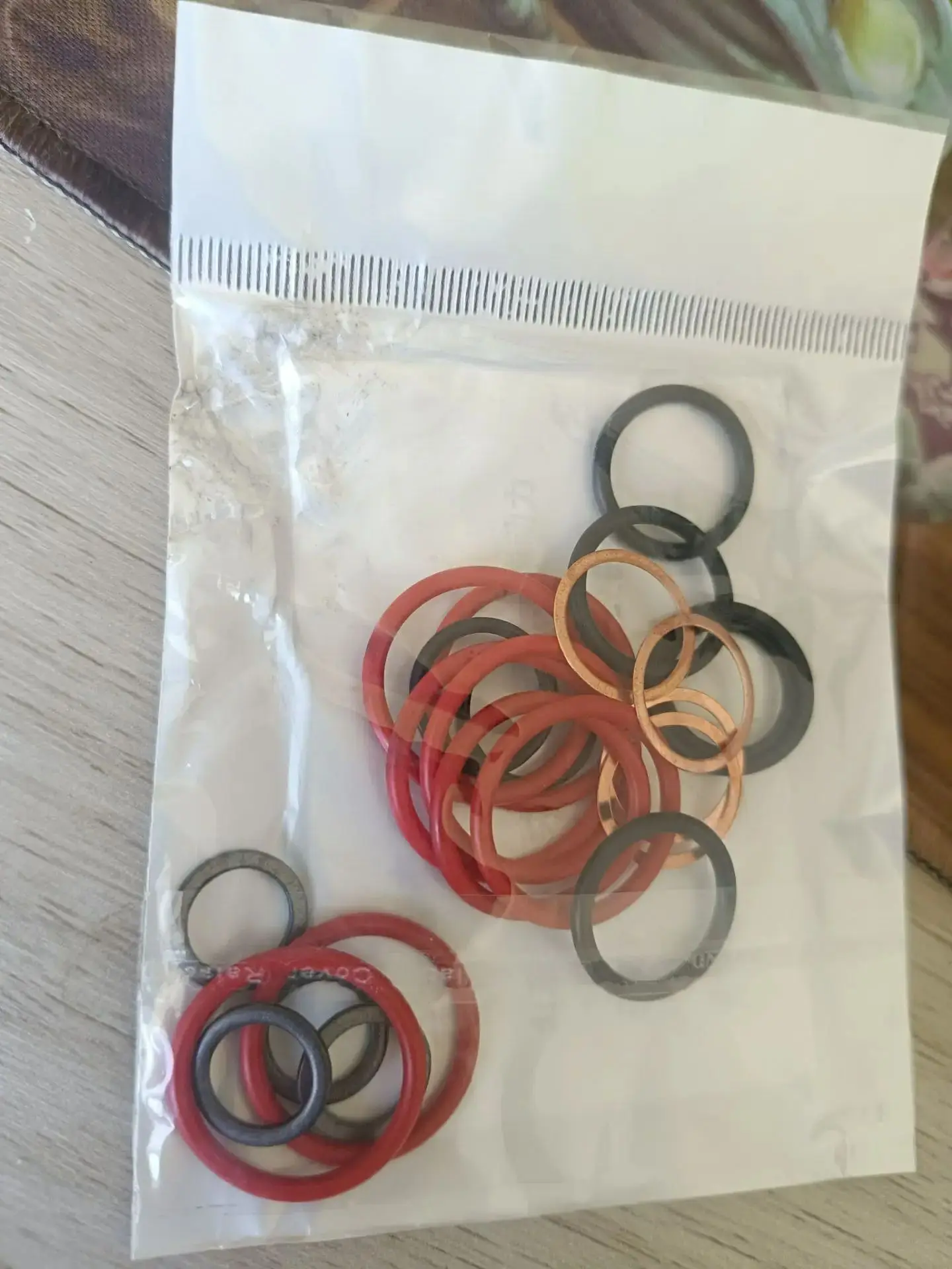 МАЛЕНЬКИЕ ПРОКЛАДКИ BQ