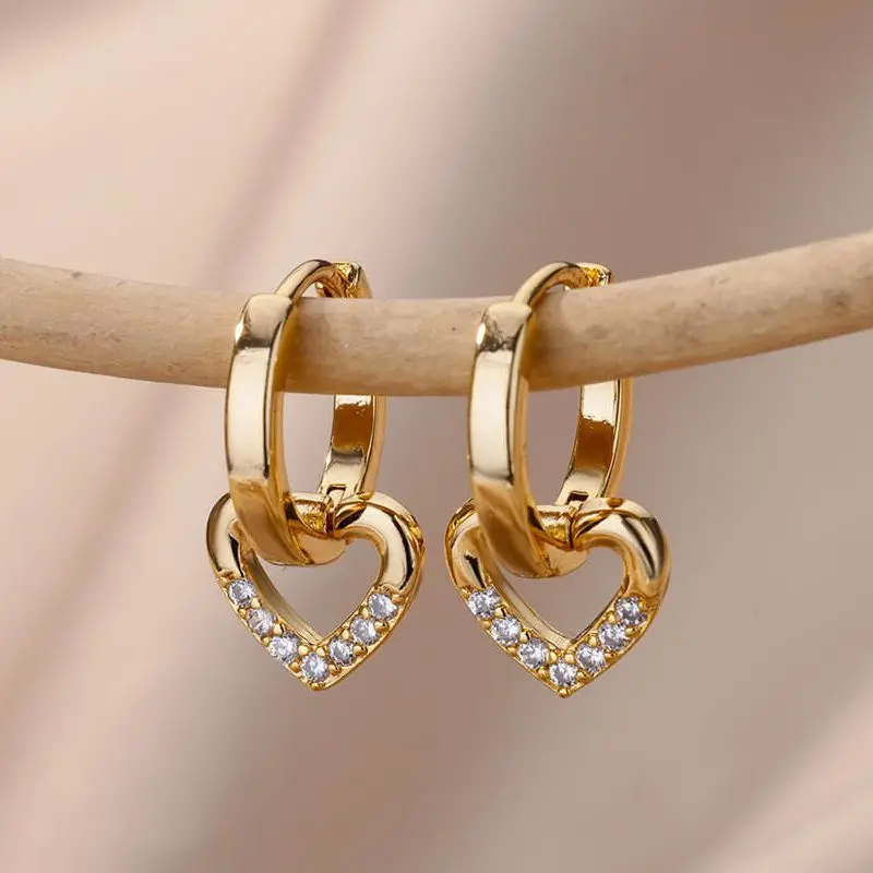 

New Stainless Steel Gold Plated Perforated Earrings Fashion Luxury Jewelry Retro Zircon Heart Shaped Women's Earrings