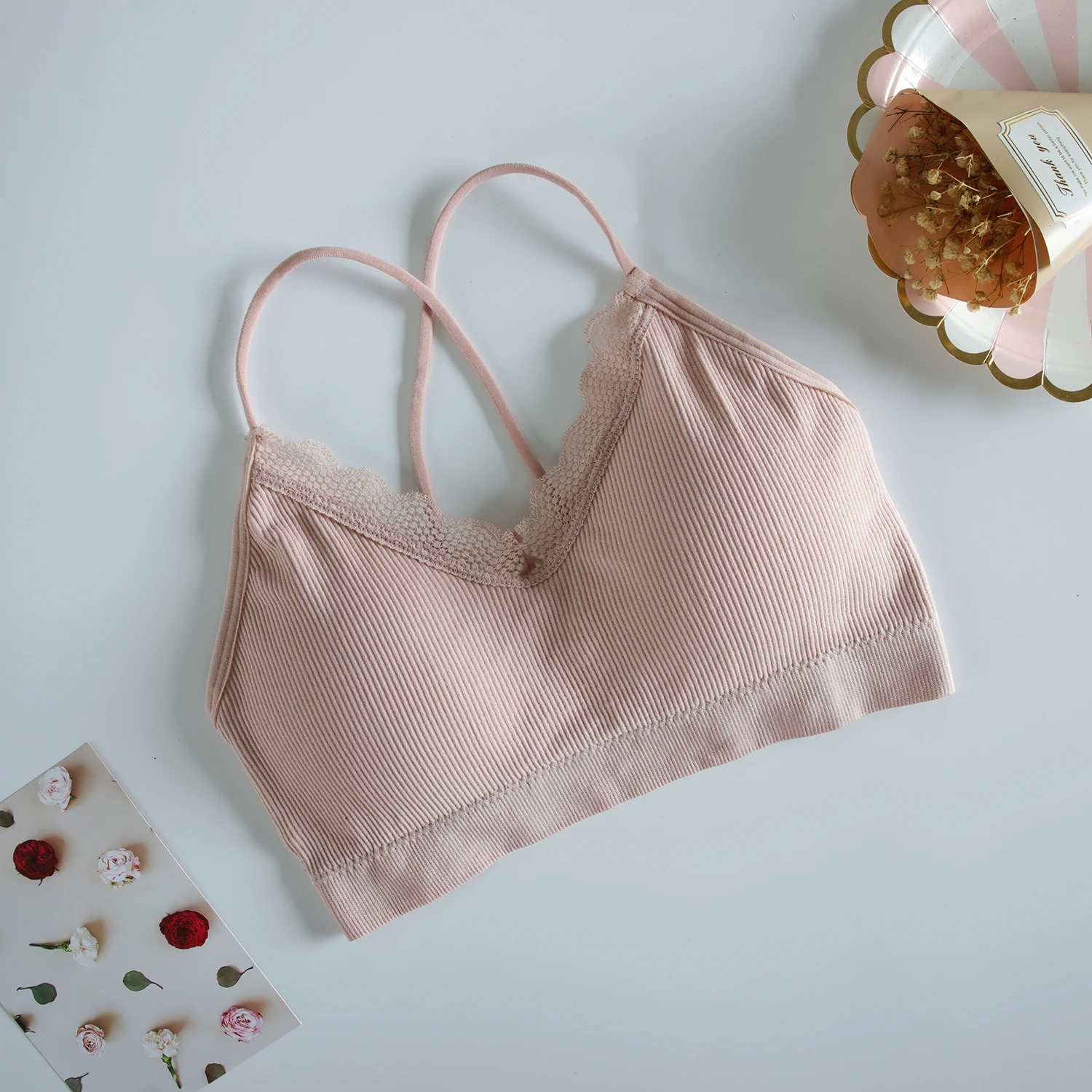 

Lace Bras Seamless Sports Tube Top Underwear Gym Running Pad Bralette Fitness V-Neck Crop Top Bra for Women Brasieres Para Mujer