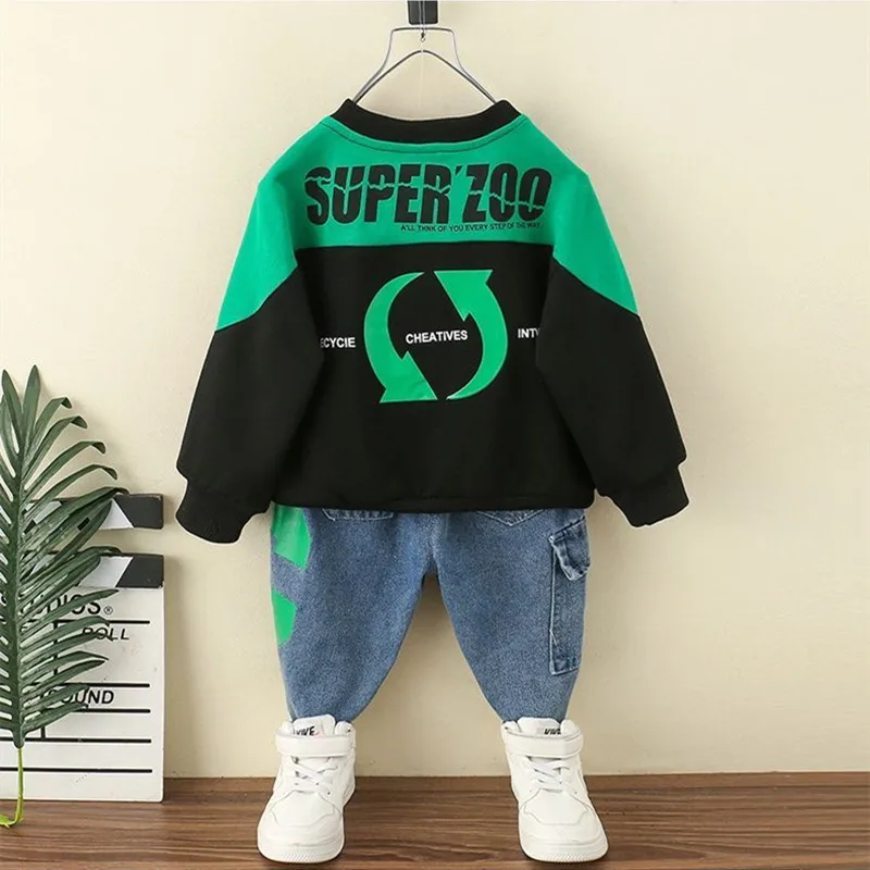

Boys Autumn Suit 2023 New Children's Cool and Fashionable Sweater Pants 2 Piece Set for Boy Baby Sports and Casual Set