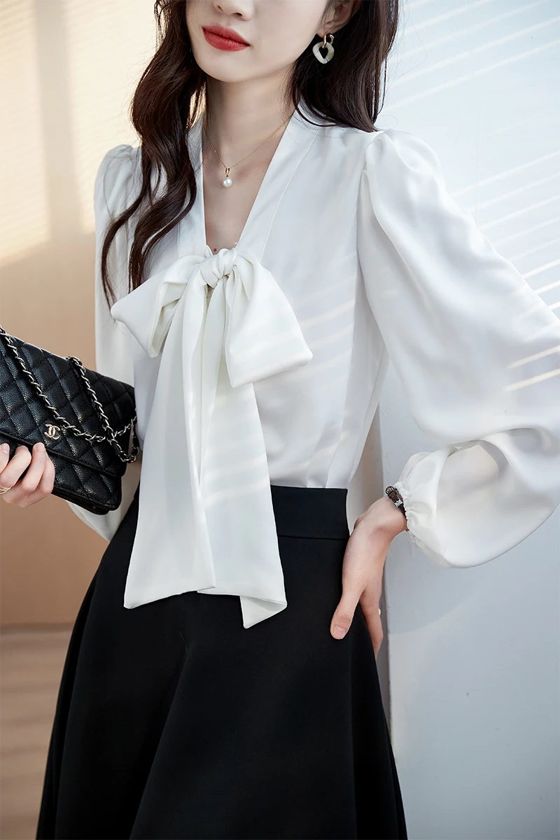 

Женская модная рубашка 2022 Летние Элегантные Синие рубашки с бантом женская дизайнерская нишевая рубашка на весну шифоновый топ с длинным р...