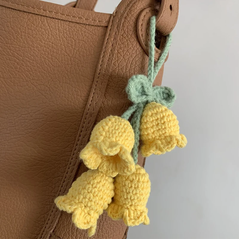 

1Pc Handmade Flower Knitted Key Chain Women Crocheted Wool Flower Leaf Bag Pendants Car Key Ring Fresh Handbag Charms Gifts