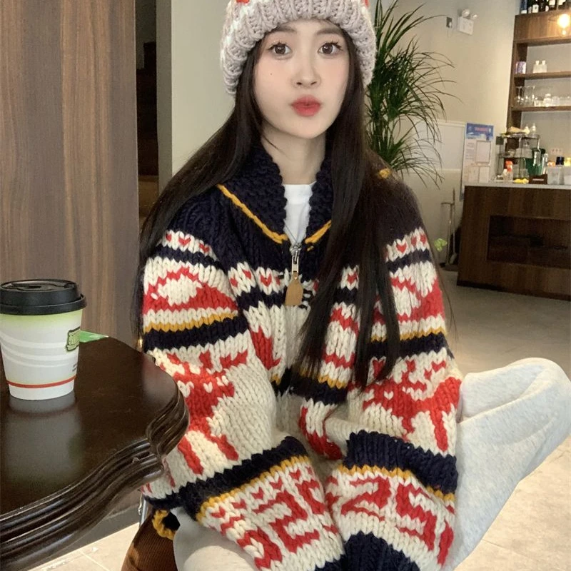 Рисунок 4 - EBAIHUI Рождественский красный