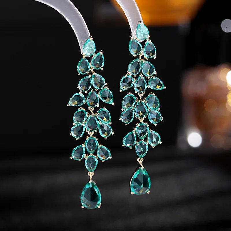 

Green Cubic Zirconia Smart Leaf Luxury Long Retro Earrings Dress Dinner Accessories Silver Needle Tassel Leaf Earrings Female