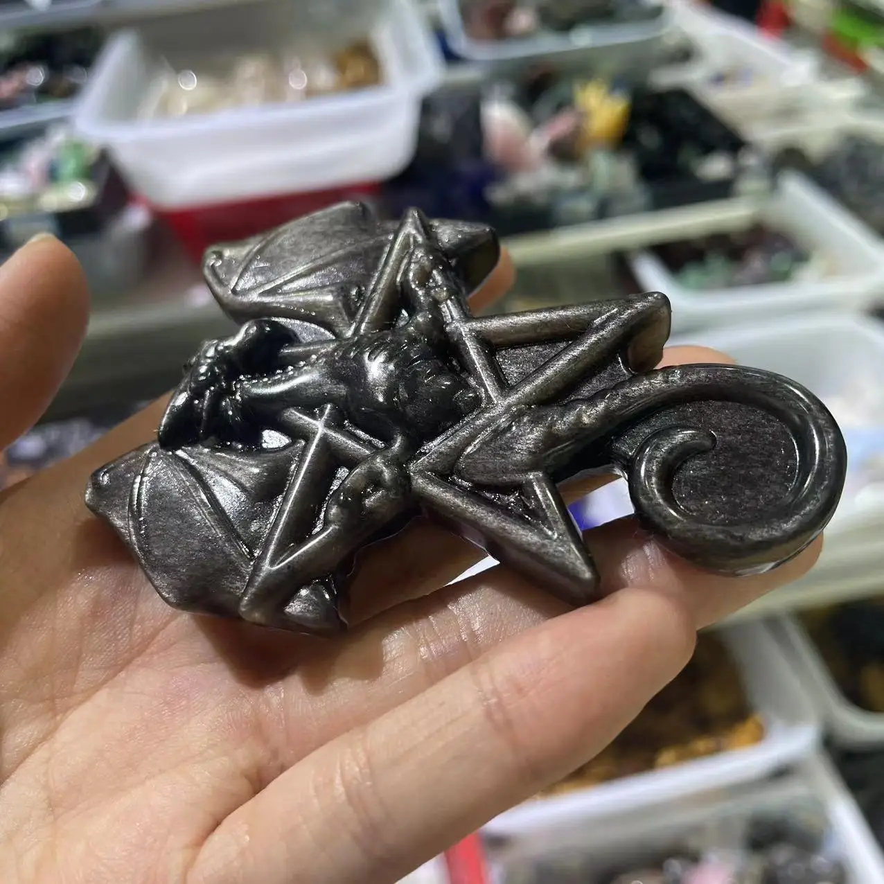 

High Quality Silver, Obsidian Pentagram Flying Dragon Ornaments Carved Home Decorations For Halloween Gifts