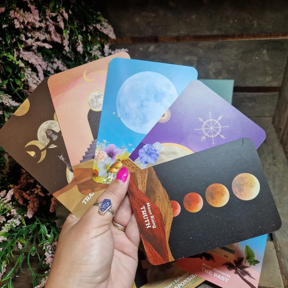 Moonology Messages Oracle: колода с 48 картами в сообщение о Луне через красивых лунных