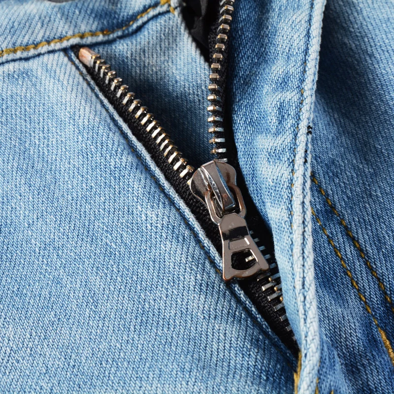 Джинсы мужские Стрейчевые в стиле ретро модные облегающие светло-голубые джинсы