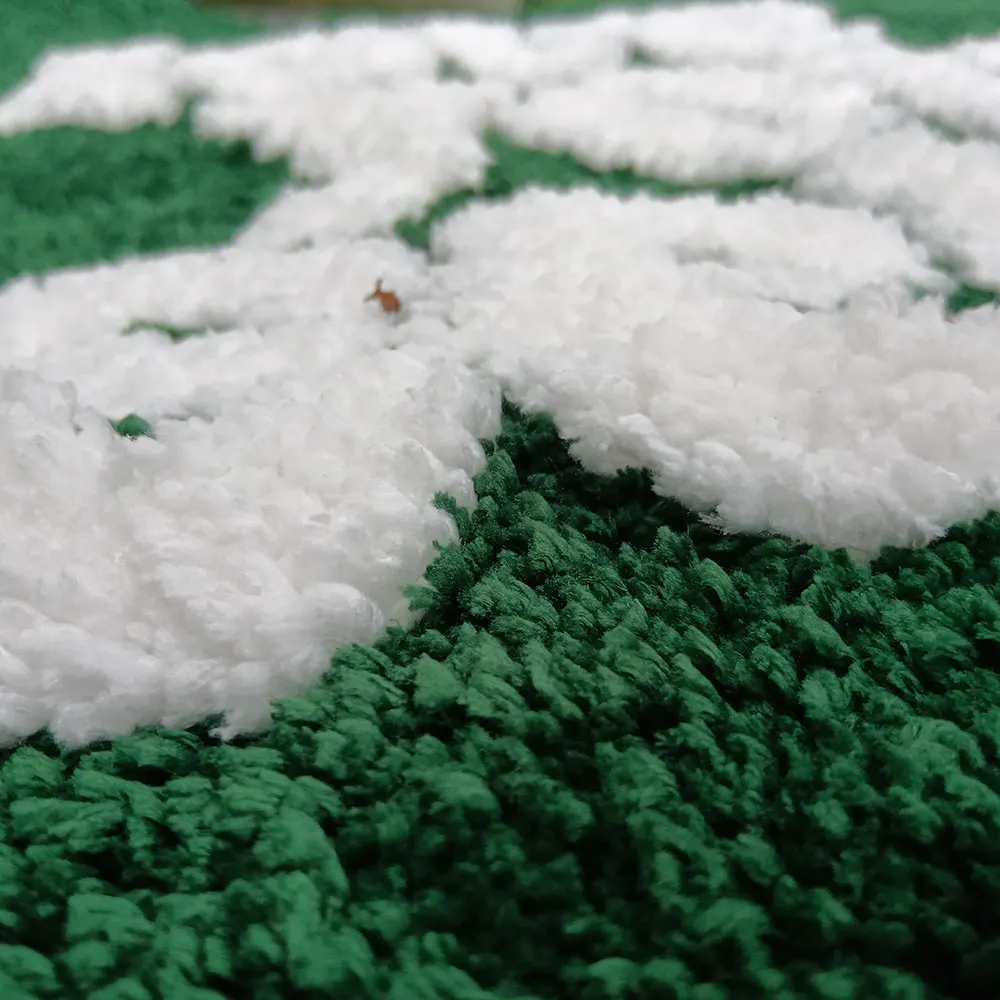 Коврик из микрофибры в форме сердца уютный и стильный декор для спальни или