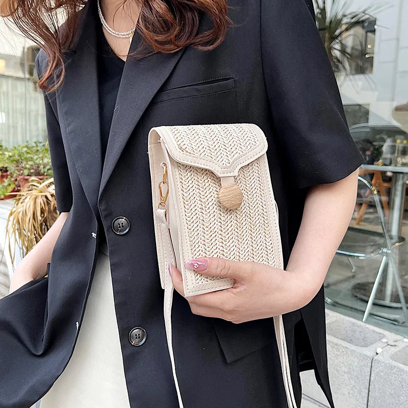 

Новая модная универсальная Плетеная соломенная сумка-мессенджер через плечо с деревянным замком