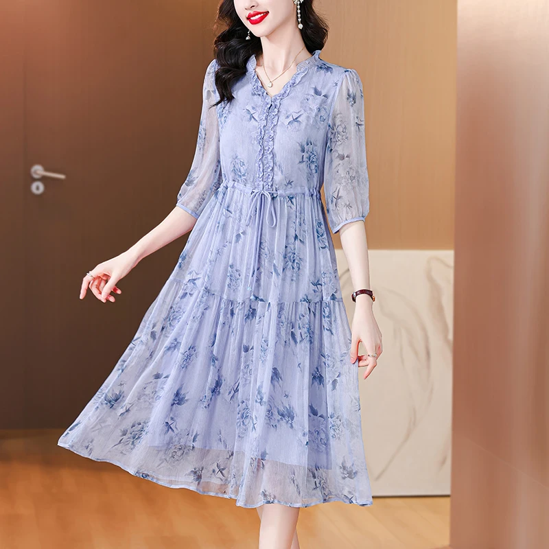 Женское платье-миди из шелка тутового шелкопряда с цветочной вышивкой