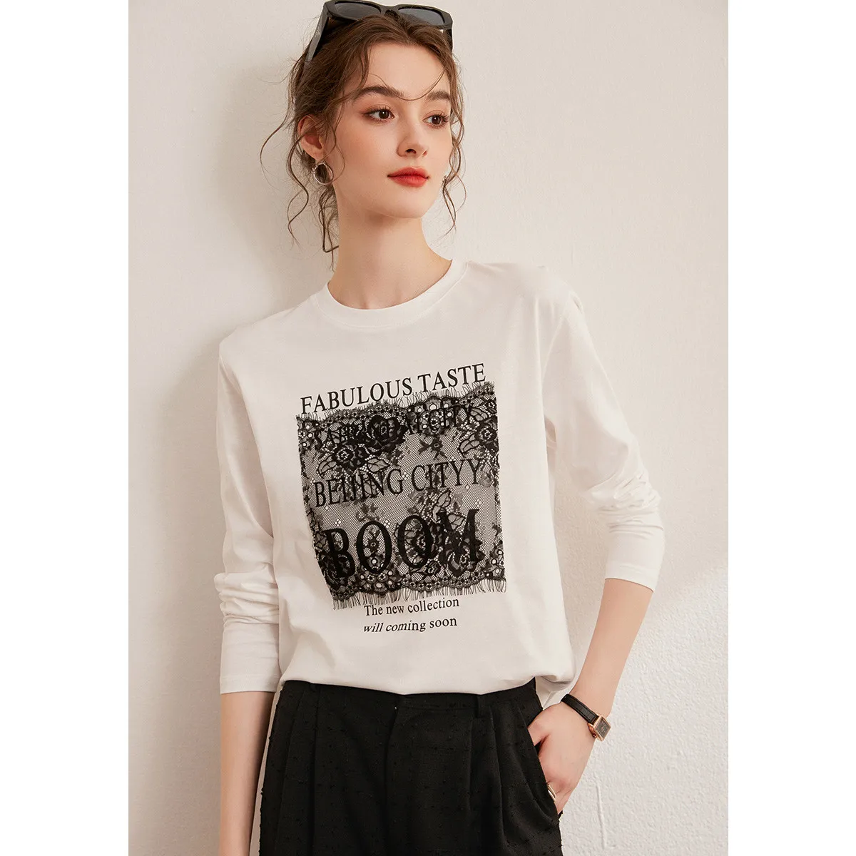 Футболка женская LOUIS YAO с круглым вырезом и кружевным украшением