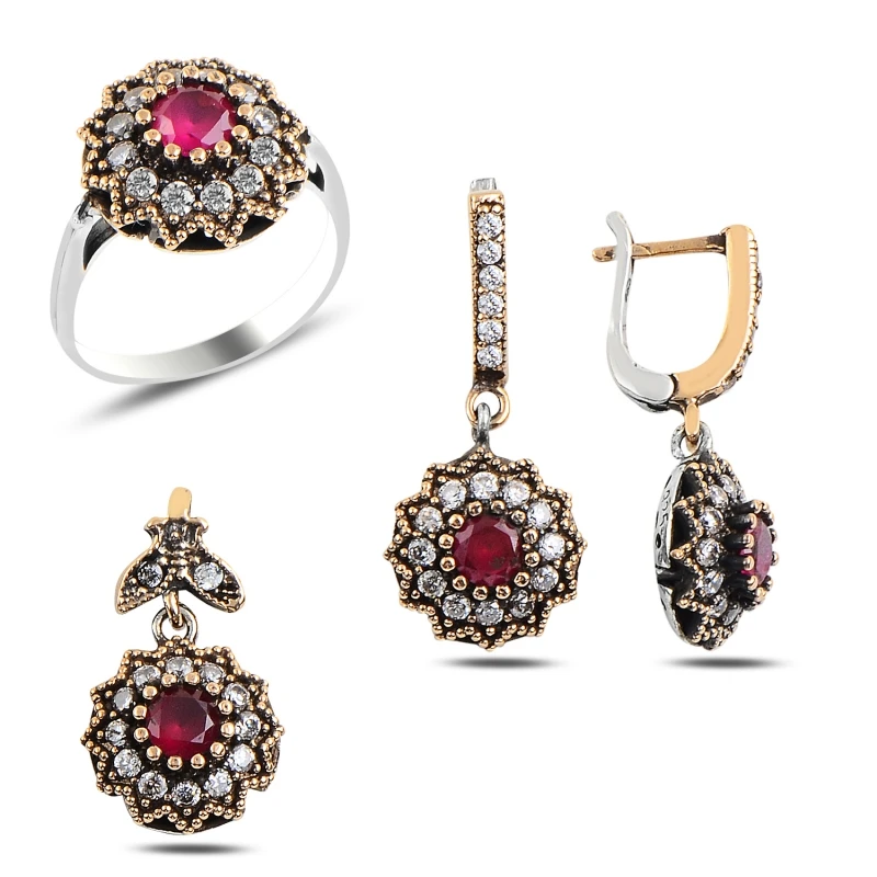 

Серебряный оригинальный набор из фианита