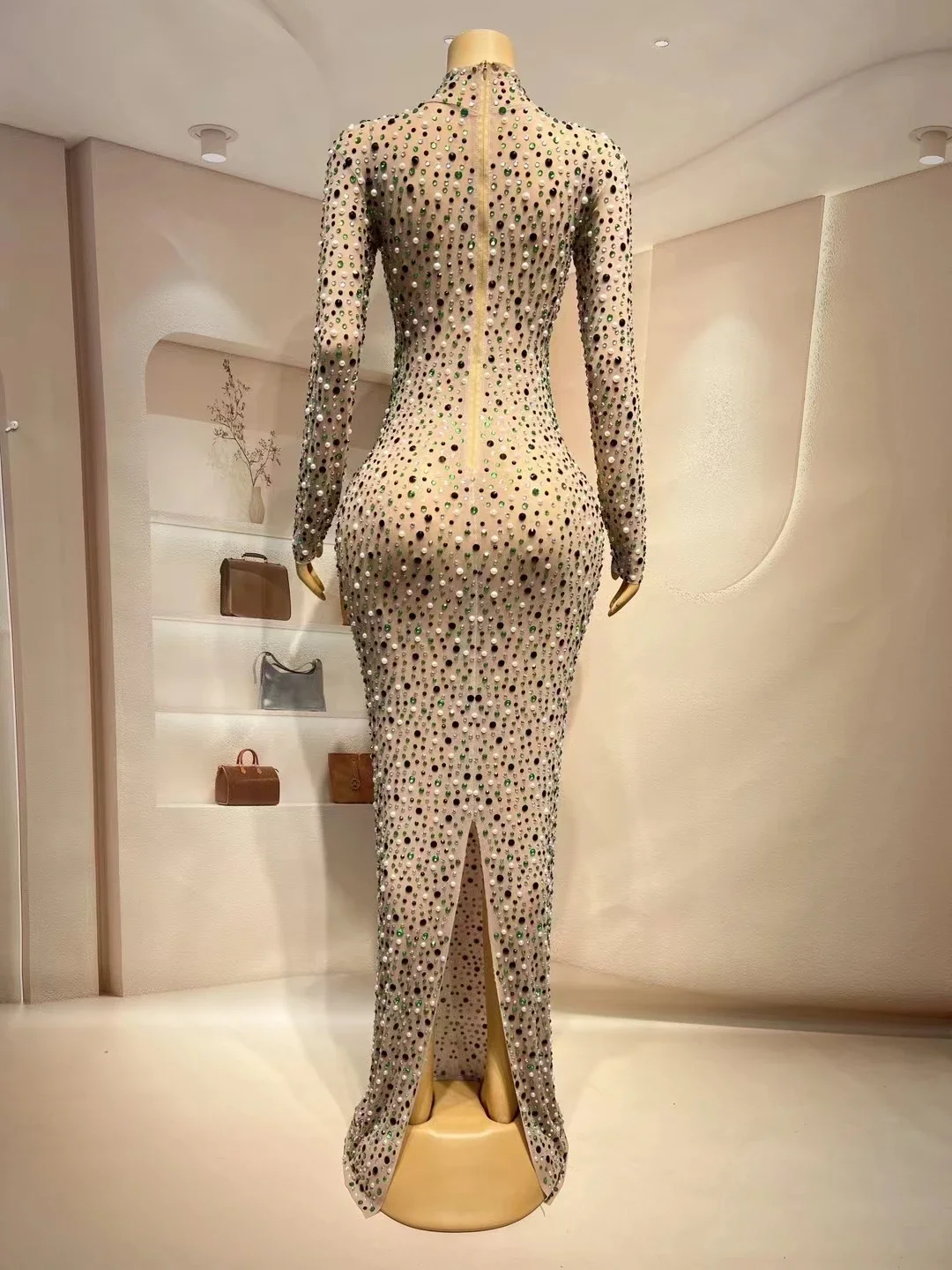 Модное сексуальное красочное платье со стразами и бусинами прозрачное длиной до