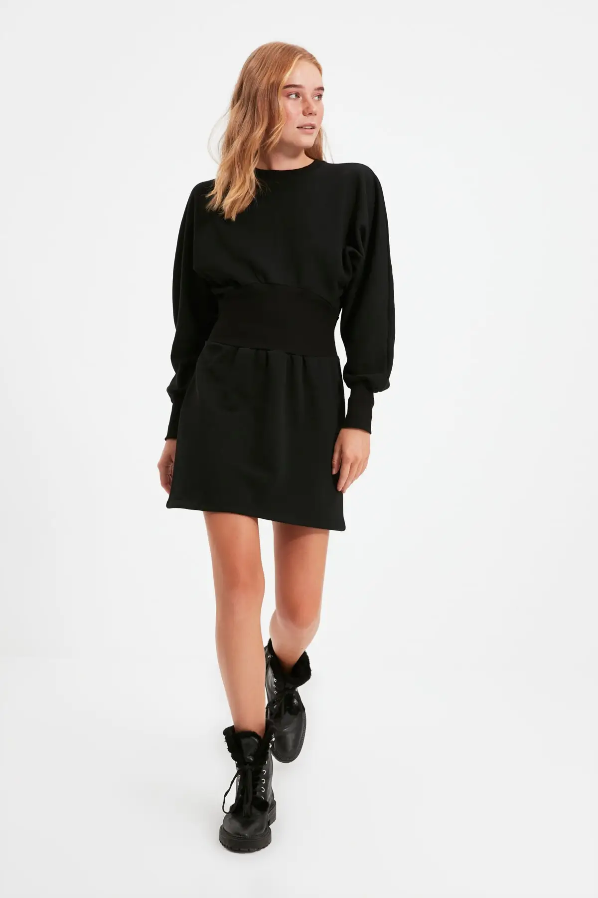 

Trendyol Detail at Waist Knit Dress TWOAW22EL1640