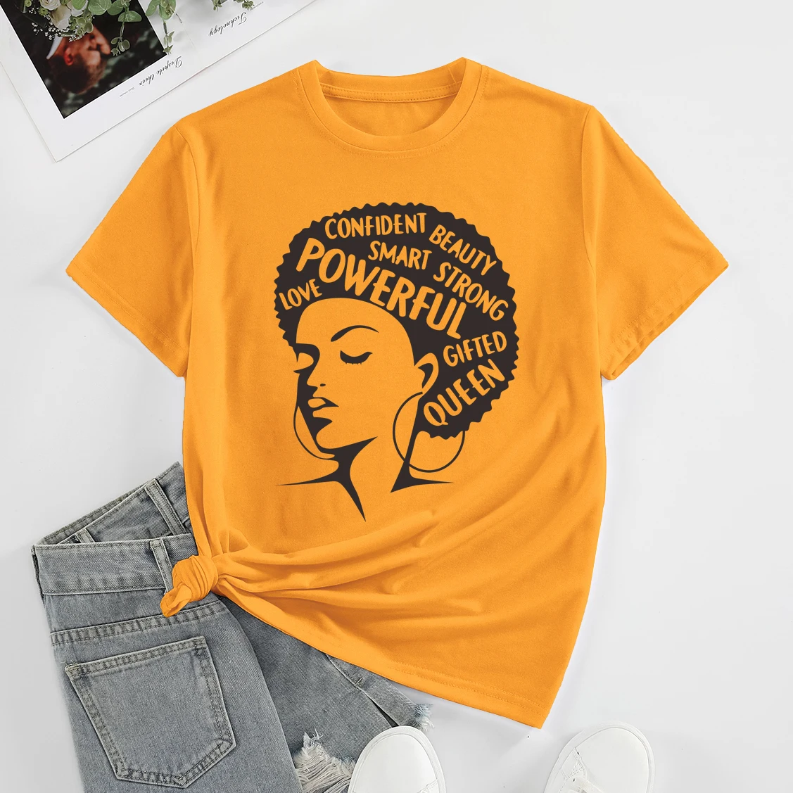 Женская футболка Onseme черная с принтом