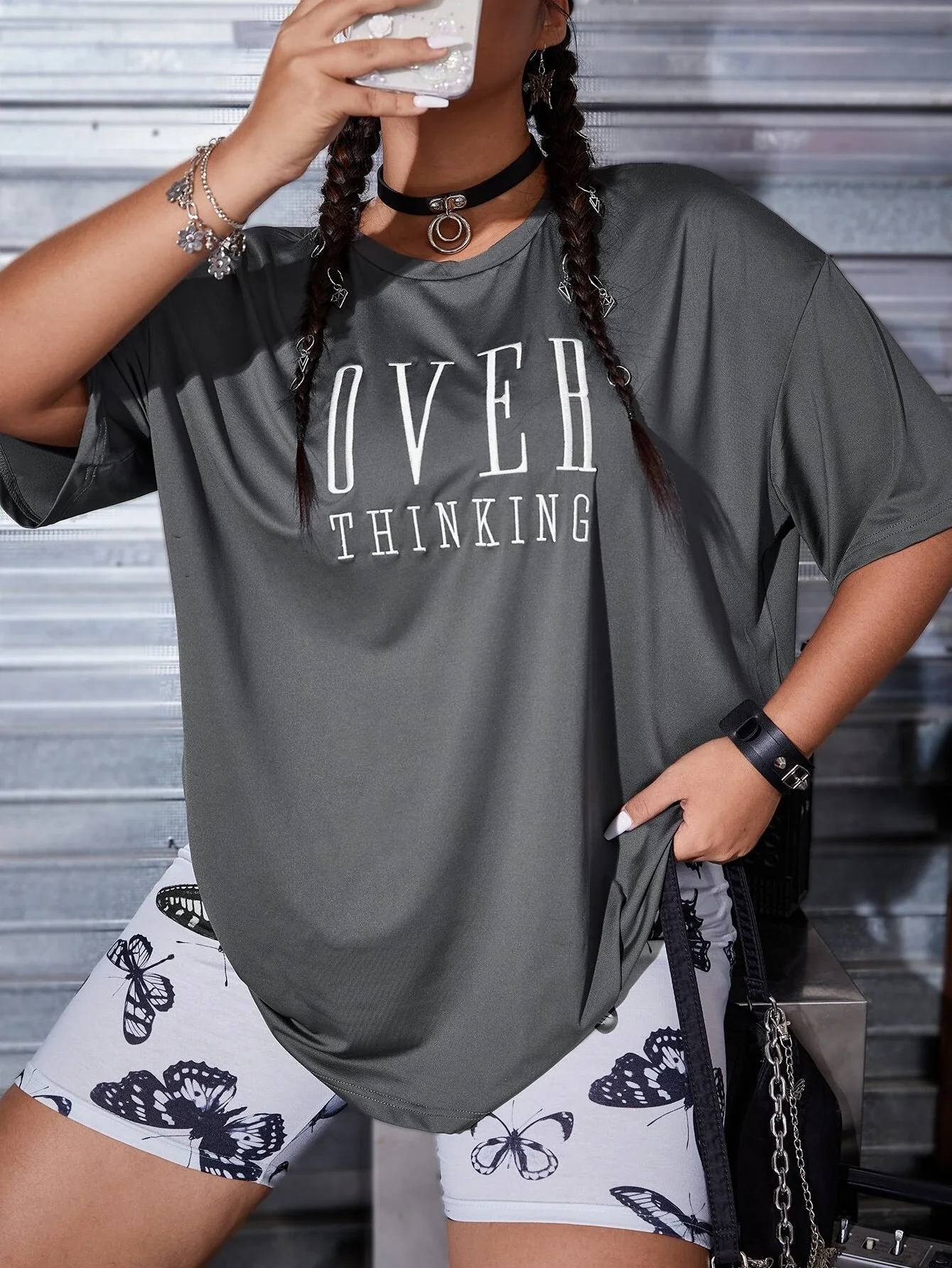 

Plus Letter Embroidery Drop Shoulder Tee