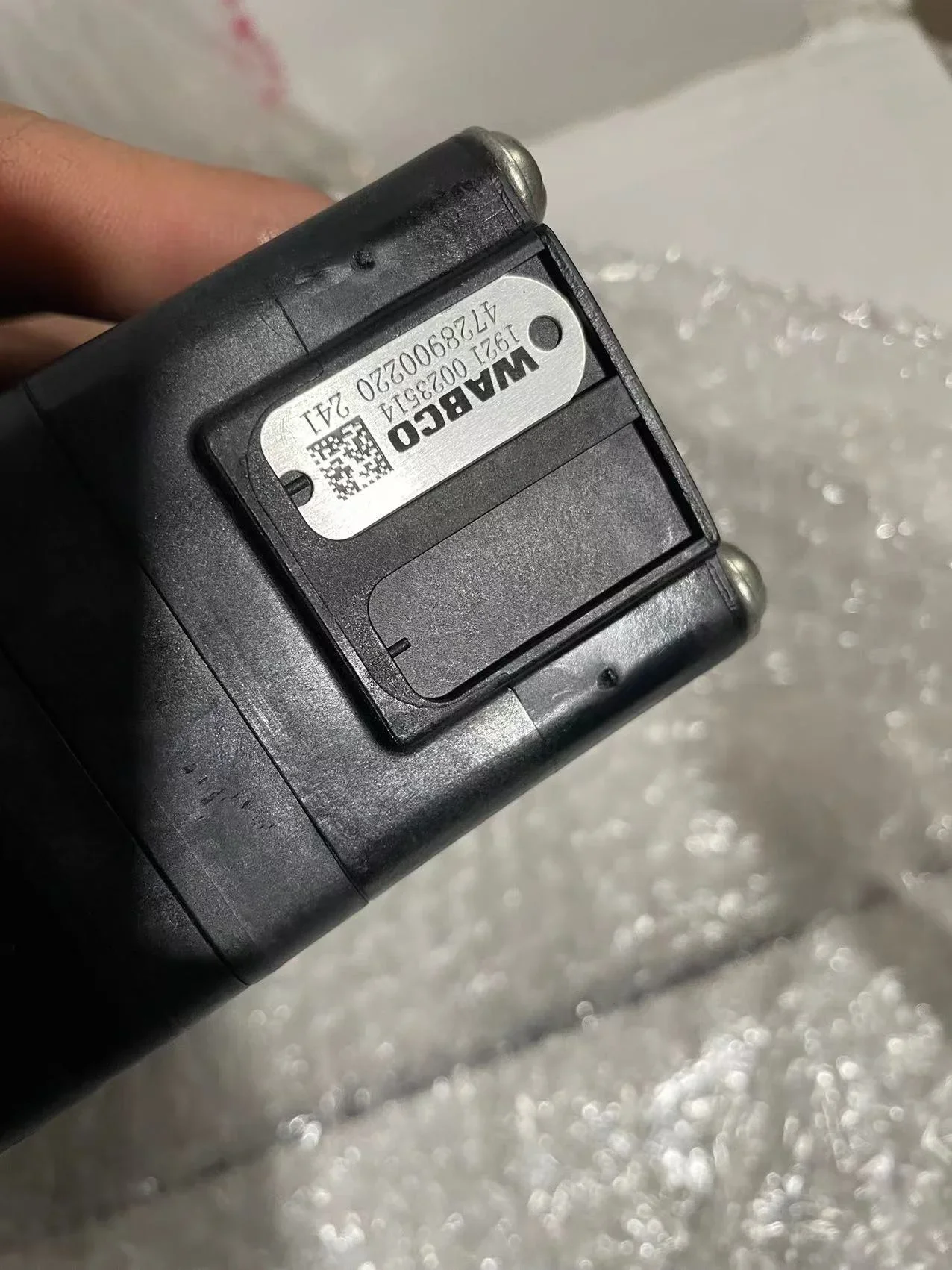 Оригинальный 4728900220 Магнитный вентиль Ecas Kamaz 5490 54901 6580 V-Olvo S-CANIA Daf Europese vrachtwagen