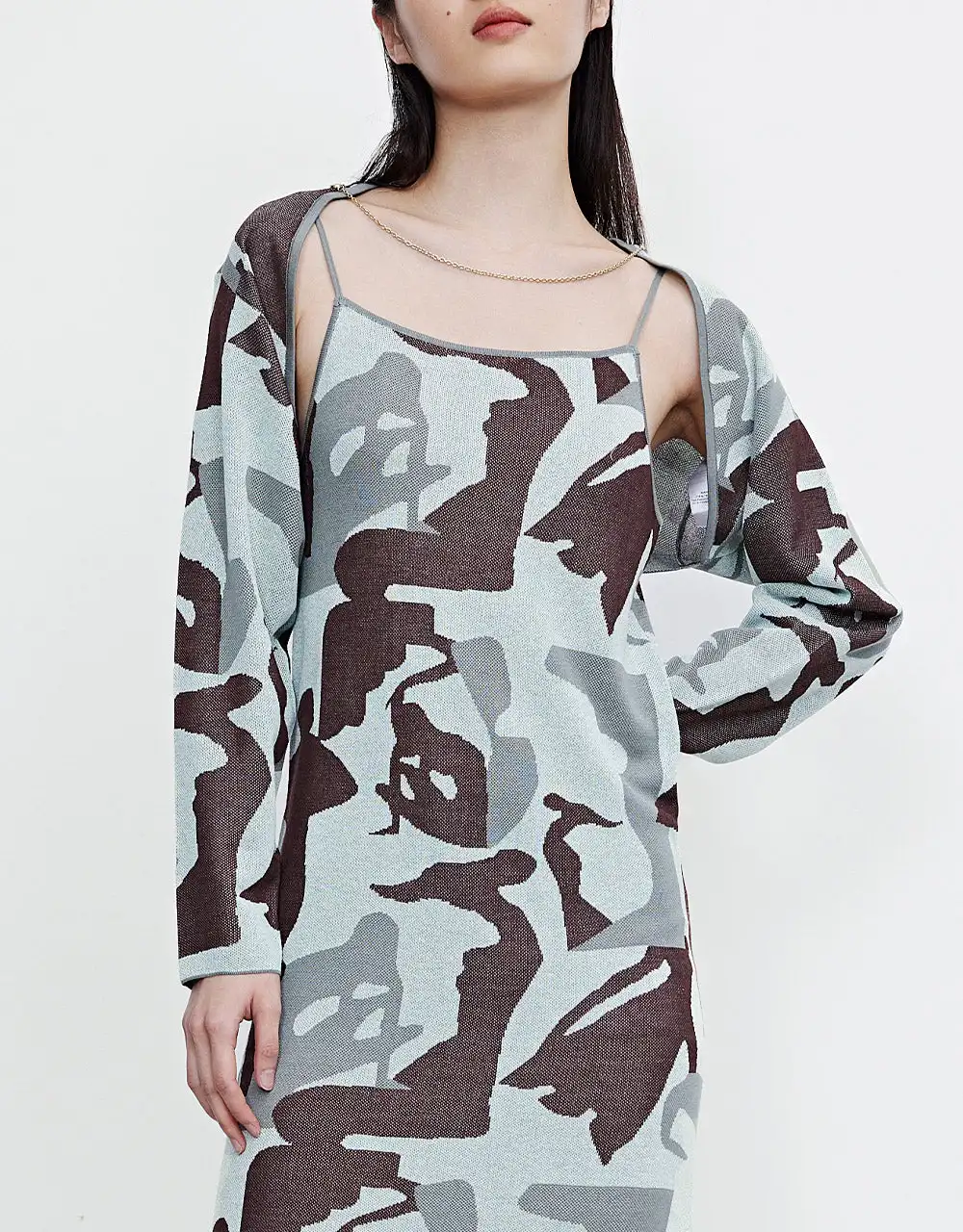 Urban Revivo Off-Shoulder Sleeve Crew Neck Knitted Cardigan Sleeveless Square-Cut Collar Knitted Dress Camouflage Dress Suit