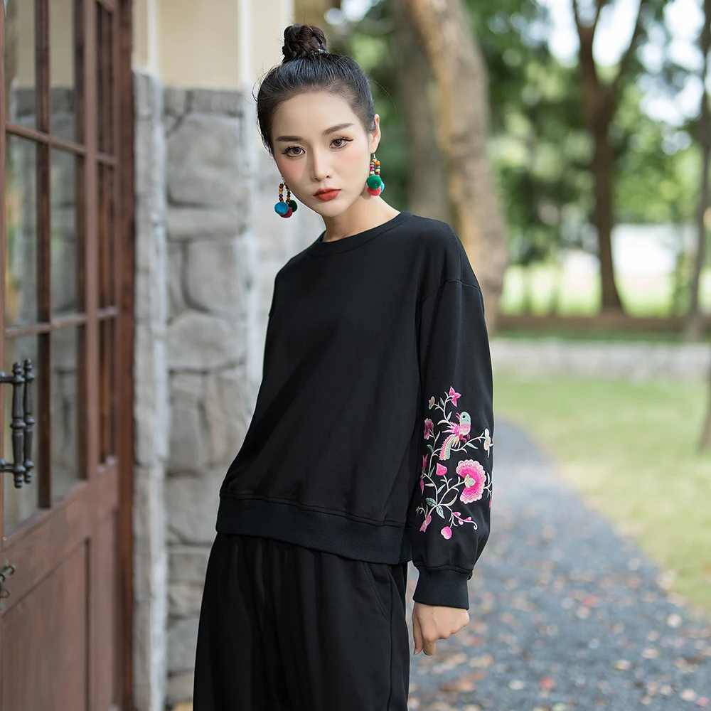 

2023 chinese national style hanfu blouse tang suits top round neck versatile autumn winter new women loose bottoming retro top