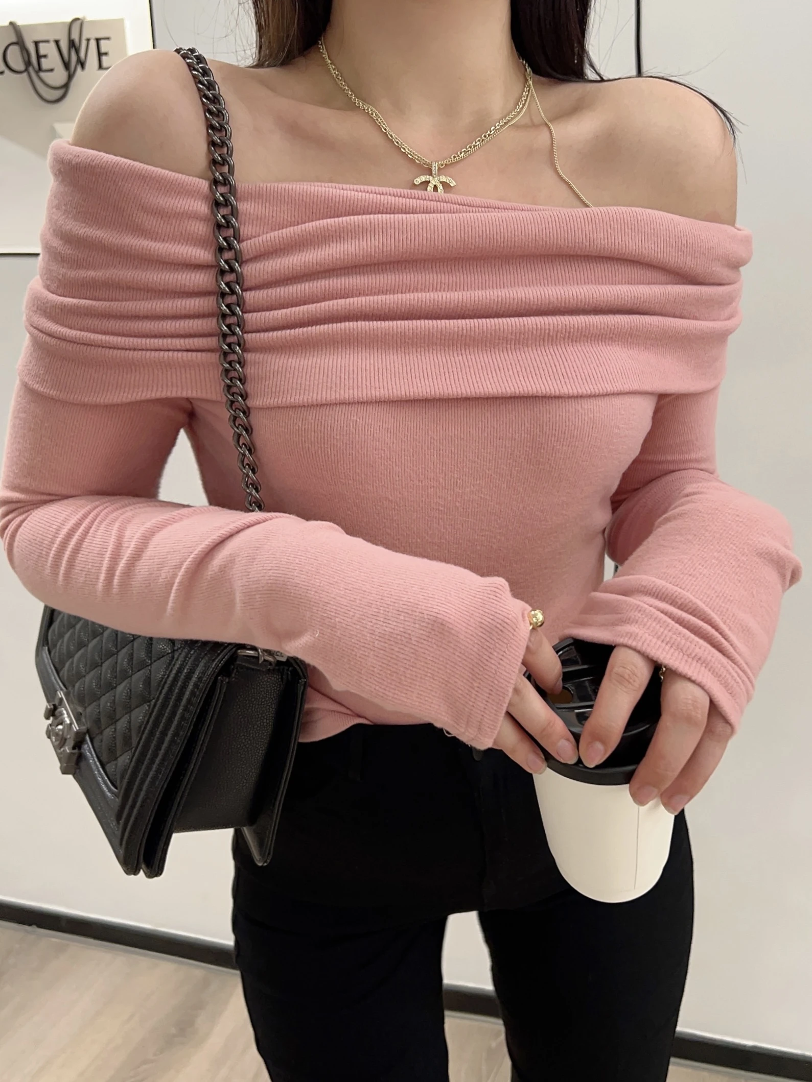 Магазин со скидкой Специальное предложение Женская одежда Хвостовые товары