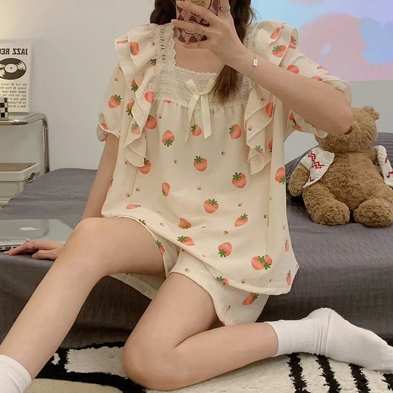 Kawaii Style Pajamas for Women Sweet Girls Strawberry Print Crepe Cotton Homesuit 2 Pieces Piajama Summer Thin Clothes Nightgown