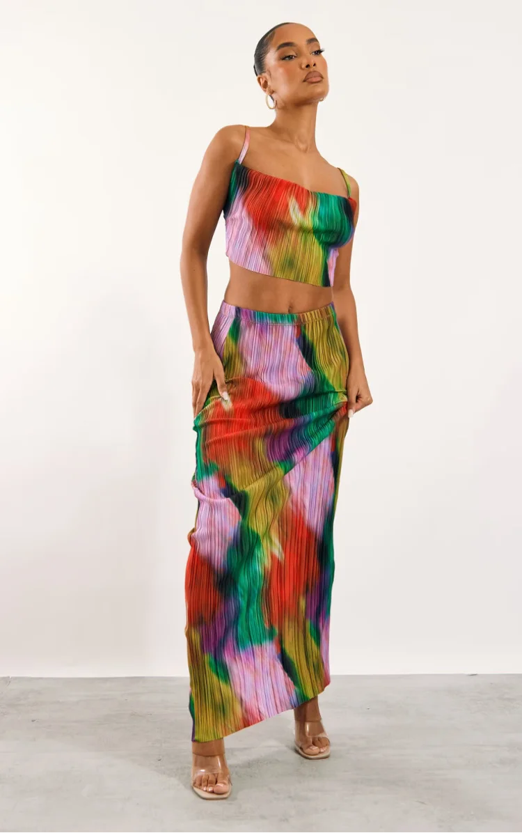 

Плиссированное Платье из двух предметов с принтом Tie Dye, топ на бретельках без рукавов разных цветов + облегающая юбка макси с завышенной тал...