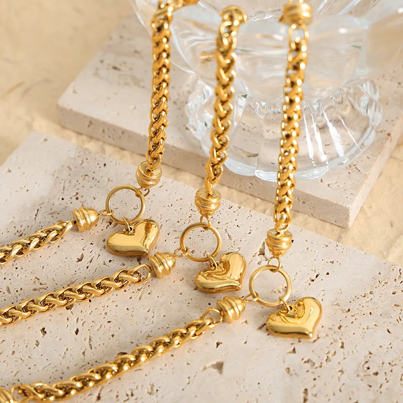 

Amaiyllis 18K Gold Niche Chic Chain Braided Wrap Heart Charm Bracelet Elegant Love Peach Heart PendantThick Chain Bracelet