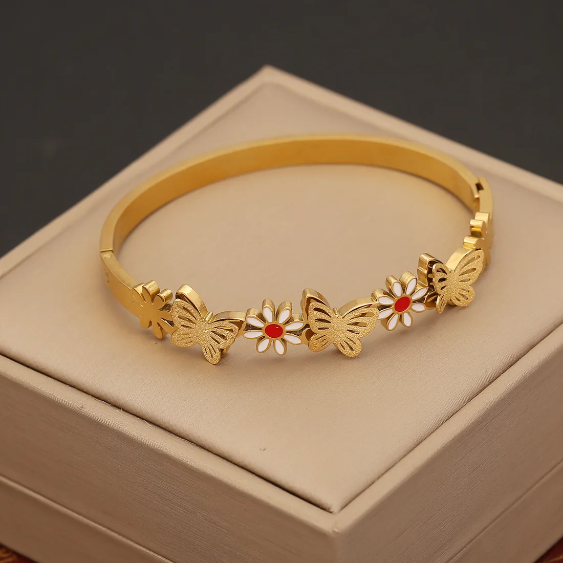 Женский браслет из нержавеющей стали в стиле ретро