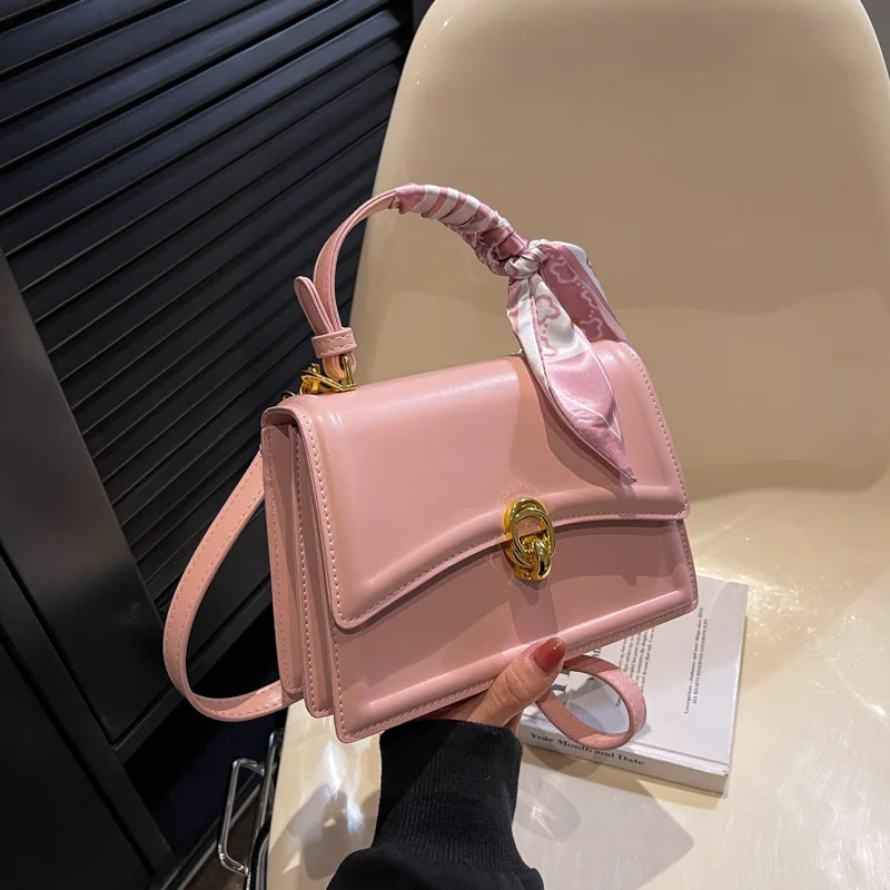 Женская сумка-клатч с бантом цвет в ассортименте