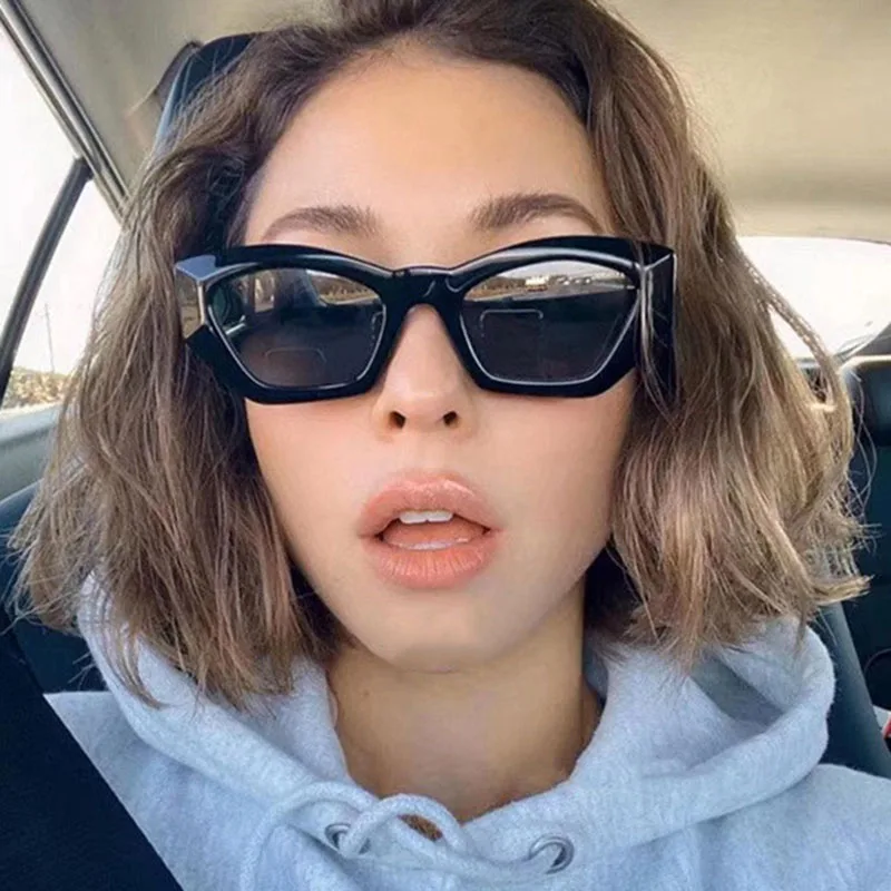 

Vintage Cat Eye Sunglasses Brand Design New Women Small Frame Sun Glasses Female Luxury UV400 Shades Eyewear Oculos De Sol