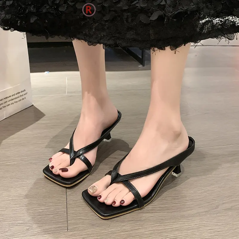 Summer Roman sandals clip toe everything sandals new sandals outside wear fashion square stiletto heels