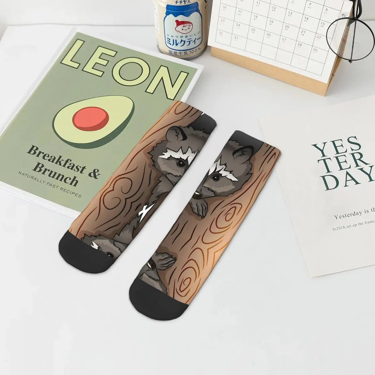 

Носки компрессионные мужские в стиле Харадзюку, милые повседневные сумасшедшие носки с принтом енота, Проциона, животного, в стиле хип-хоп