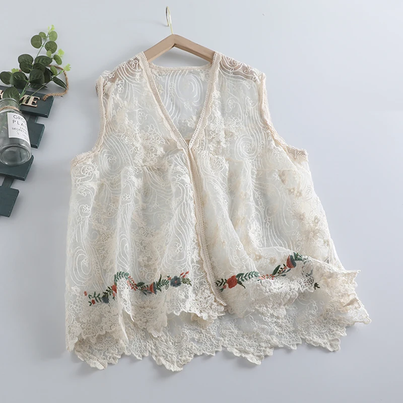 

Summer New Sweet Lace Embroidered Vest Women Sleeveless Top 823-32