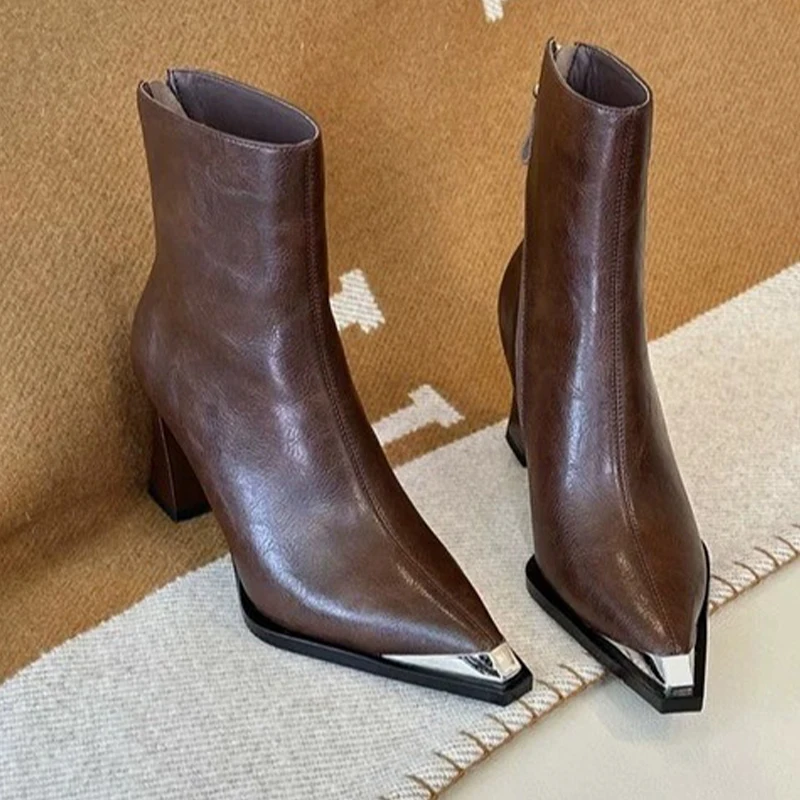 Женские ботильоны на высоком каблуке кожаная обувь с острым носком модная новая