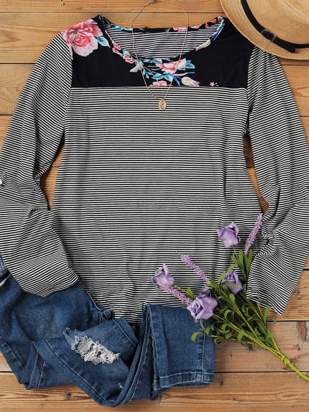 Рисунок 2 - Женская блузка в полоску