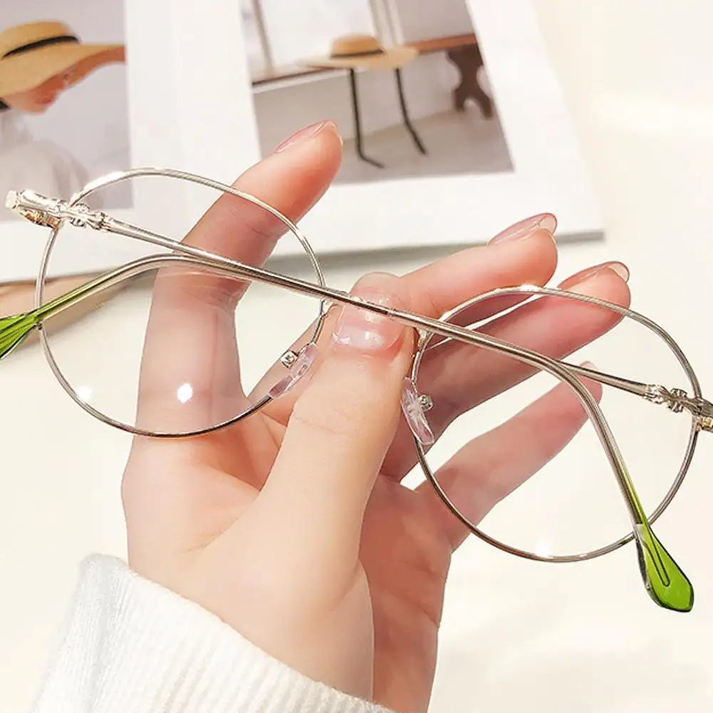 

Trends Classic Metal Anti-Blue Light Glasses Women Oversized Eyeglasses Blue Ray Computer Blocking Goggles Round Frame Vint G6L0