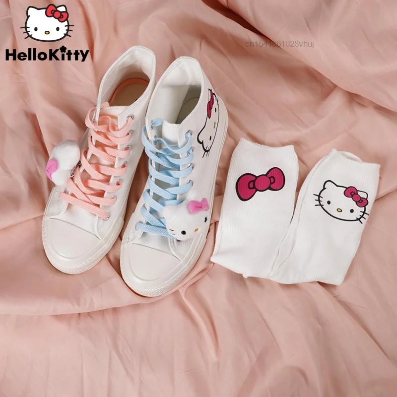 Zapatos de lona Kawaii Sanrio Hello Kitty Cainnamoroll para mujer, calzado de alta calidad con gráfico Y2k para parejas, zapatos sencillos de viaje informales a la moda
