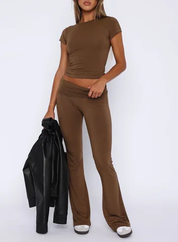 Женский летний комплект из топа с коротким рукавом и брюк-клеш с заниженной талией