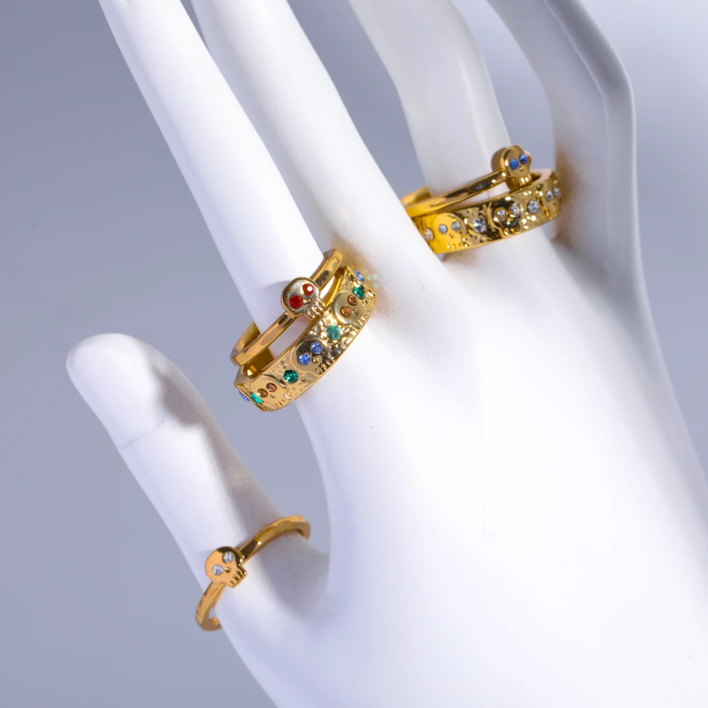 

Personality Punk Hip Hop Style Skull Inlaid Zircon Ring Copper Plating 18K Gold Fashion Men Women Accessories Party Gift