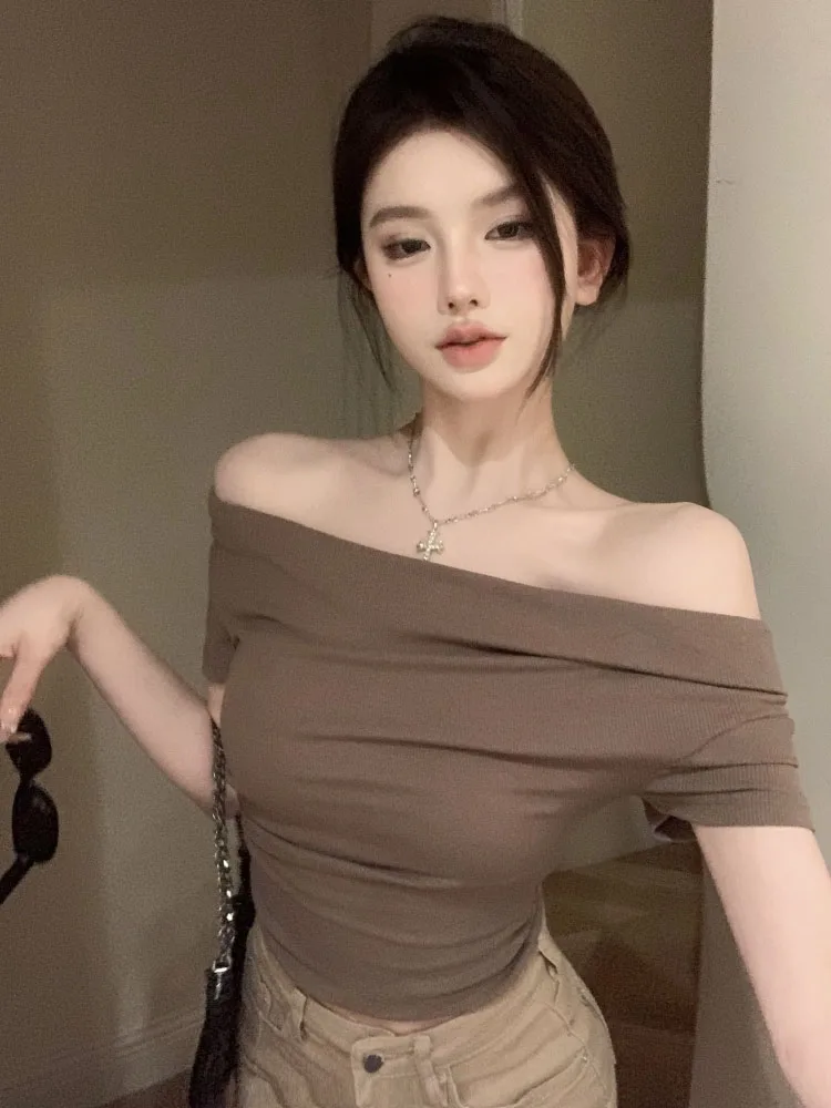 Pure Desire Sweet Gyaru Sexy off-Shoulder Top Women Summer Design Sense Unique Chic Swing Collar Short sleeve T-shirt