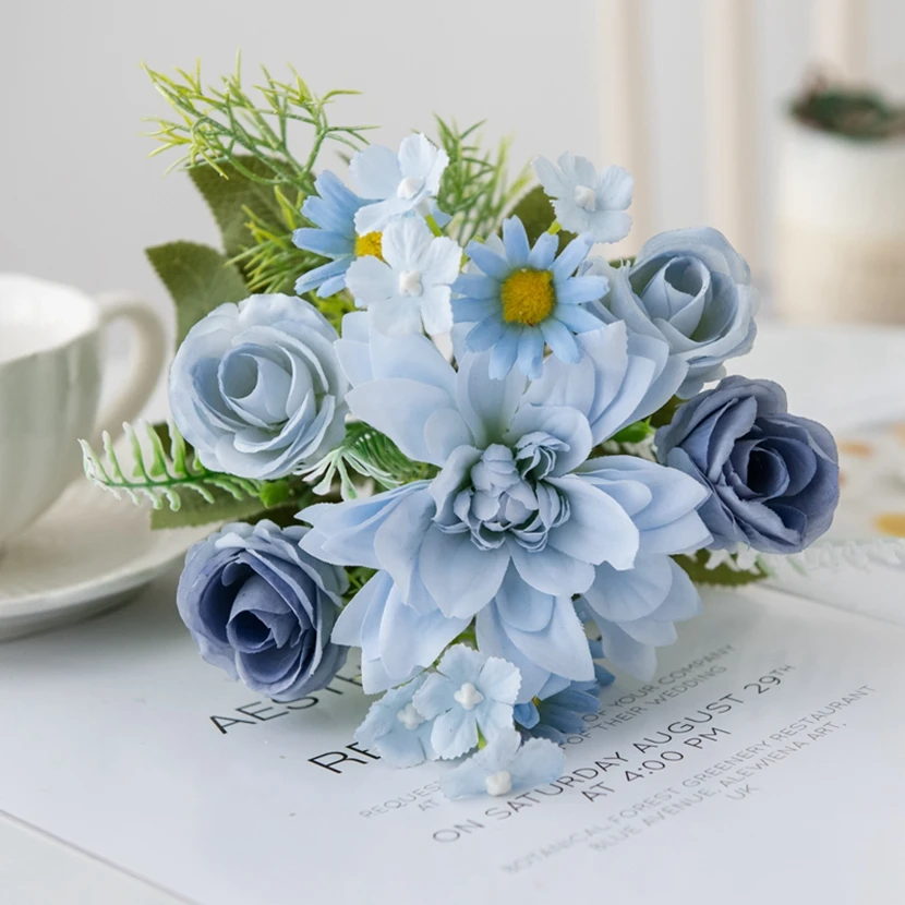 

Искусственные цветы шелковые Далии и розы, 27 см