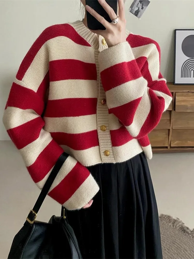 

Винтажный полосатый короткий вязаный кардиган для женщин 2022, корейский стиль, длинный рукав, круглый вырез, свитер, вязаная одежда, Рождеств...