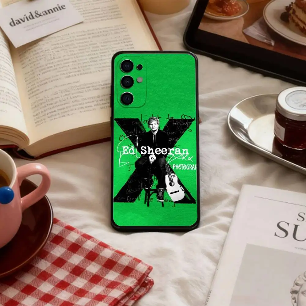 Фото Стильный чехол для телефона с изображением певца Эд Ширана для Samsung S25, S24, S23, S22, S30, S21, S10, S9, Ultra, Plus, Lite, FE, 4G, 5G, мягкий черный чехол №5