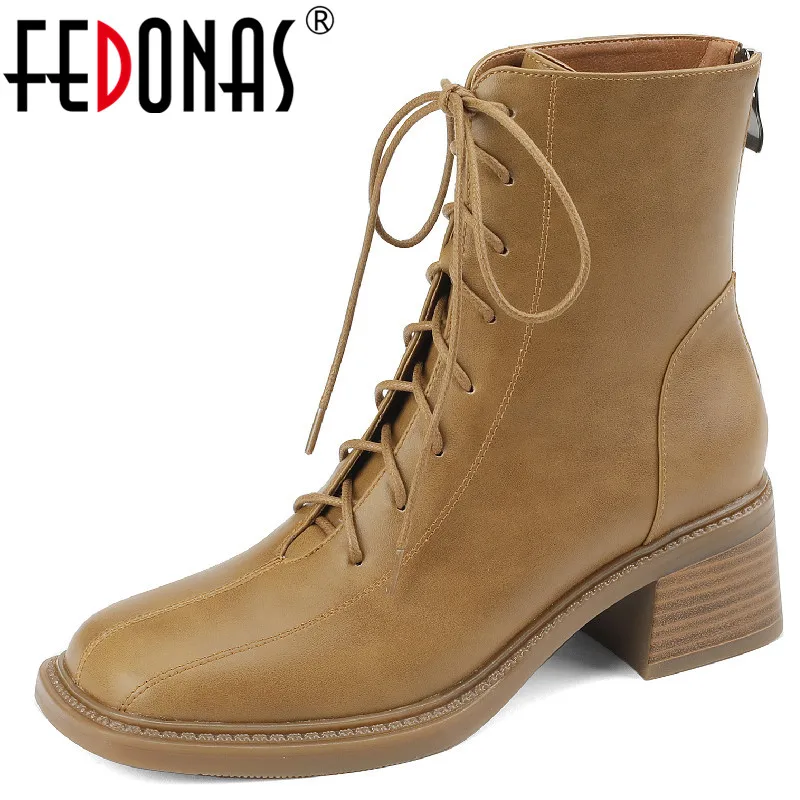 

FEDONAS/2023; Классические женские ботильоны; Сезон осень-зима; Офисная повседневная обувь из натуральной кожи с квадратным носком на толстом каблуке; Женская обувь с перекрестной шнуровкой