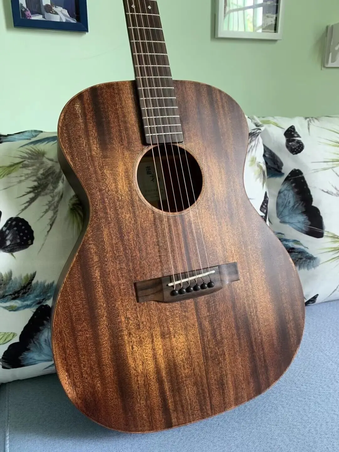 

All Solid Wood 40 Inches Vintage Mahogany Acoustic Guitar Limited Edition