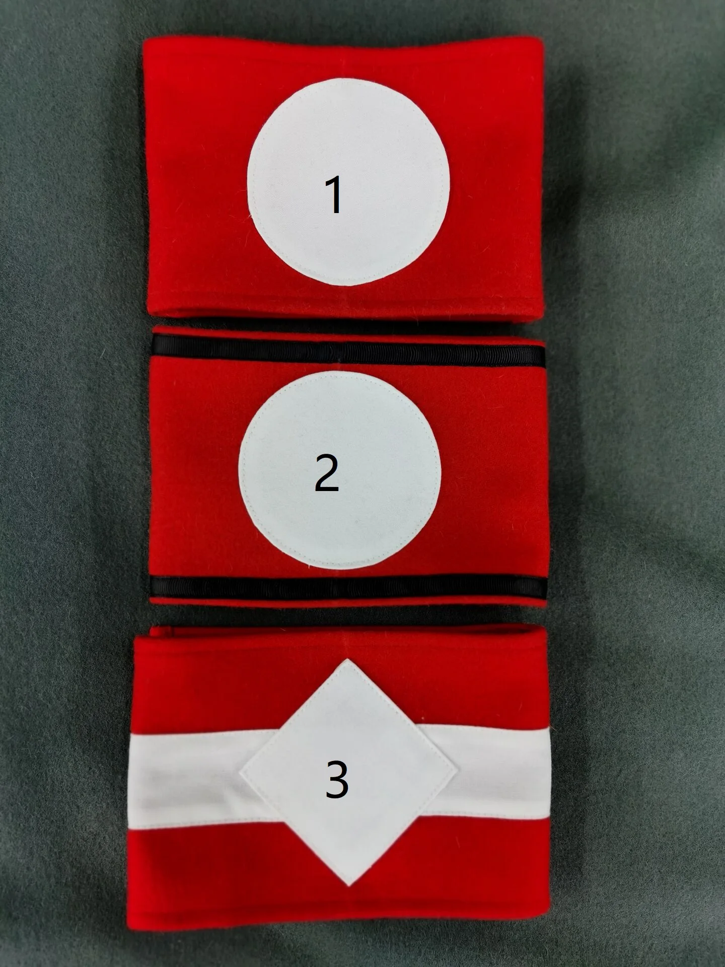 

Шерстяной красный рукав EMD