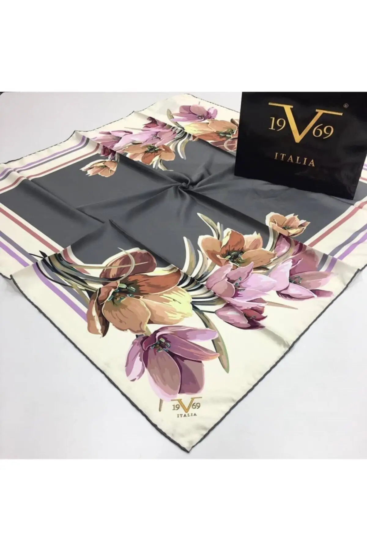 

Women's Beige Twil Scarf