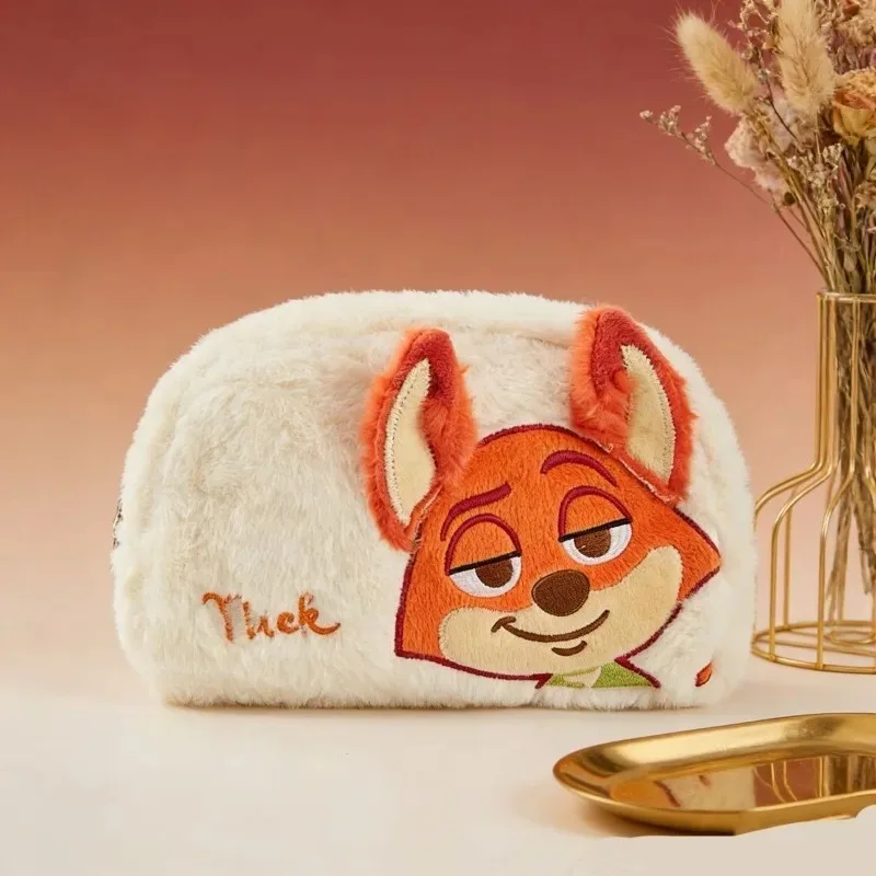Фото Мультяшная плюшевая косметичка Disney Zootopia Джуди и Ник, милая, для девочек, аниме-атрибутика, большая вместимость, женская сумка для телефона, подарок №5