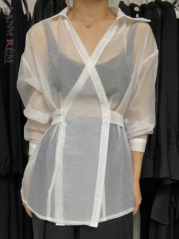 

LANMREM Sunscreen Shirt For Women Lapel Single Button Long Sleeves Gathered Waist Translucent Tops Female Clothes 2023 2YA3180
